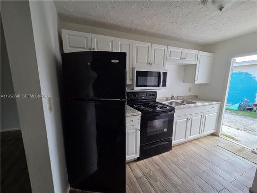 503 N 25th St # 2, Fort Pierce FL 34947