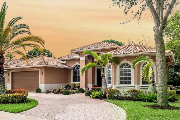 8346 SW 51st St, Davie FL 33328