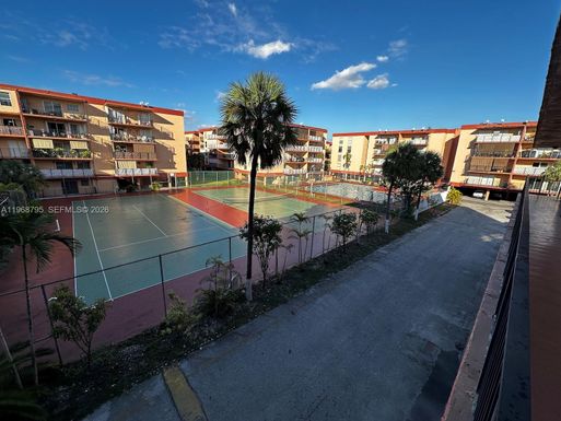 1990 W 56th St # 1203, Hialeah FL 33012