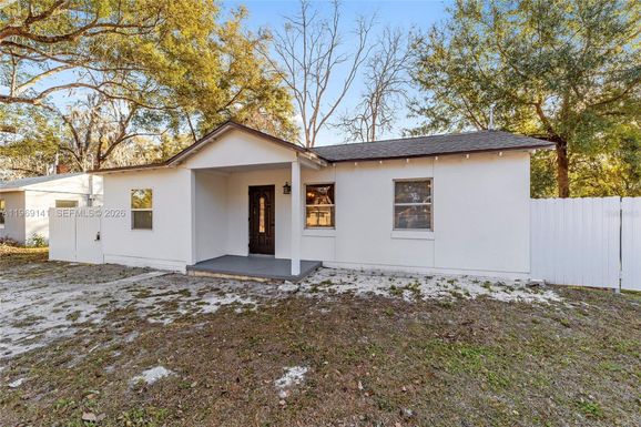 1209 NW 12th Ave, Ocala FL 34475