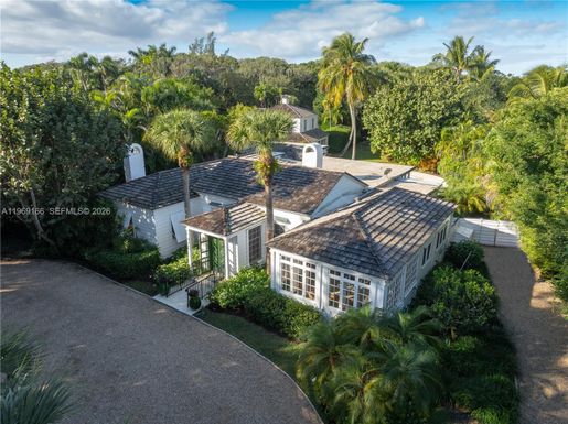 200 S Beach Rd, Jupiter Island FL 33455