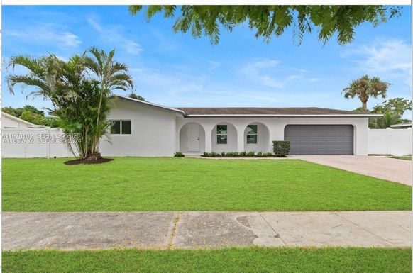 1780 SW 12th St, Boca Raton FL 33486