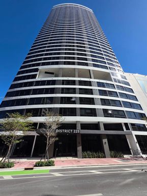 225 N Miami Ave # 804, Miami FL 33128