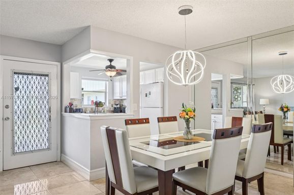 804 SE 7th St # 402, Deerfield Beach FL 33441