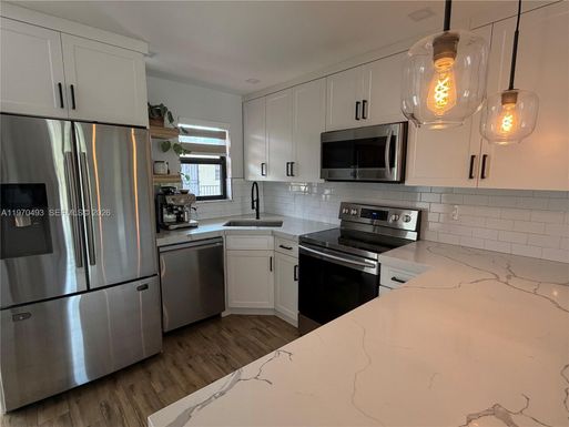 3800 Palm Ave # 217, Hialeah FL 33012