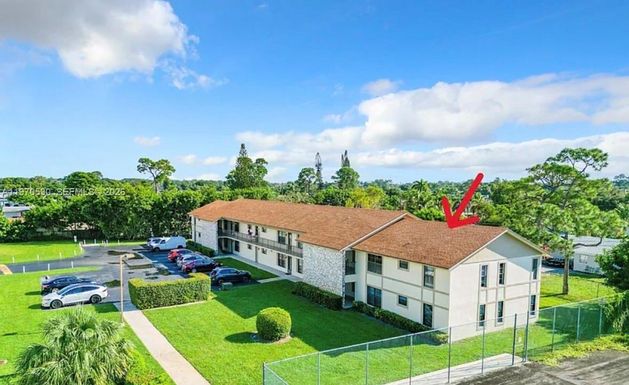 5894 Longbow Ln # 6, West Palm Beach FL 33415