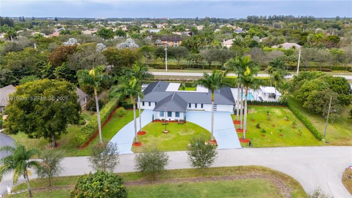 2651 SW 141st Ter, Davie FL 33330