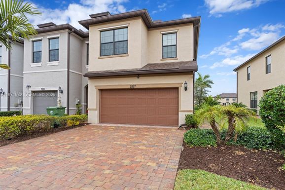 2857 Bard St, Palm Springs FL 33406