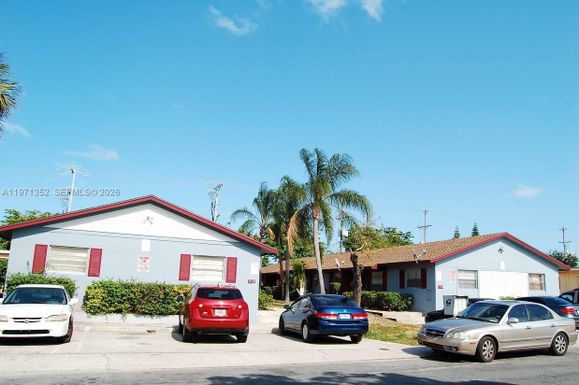 714 S F St, Lake Worth FL 33460