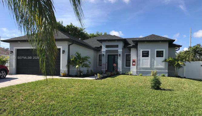 3738 SE santa barbara pl, Cape Coral FL 33904