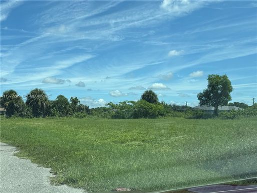 2629 NE 20th PL, Cape Coral FL 33909