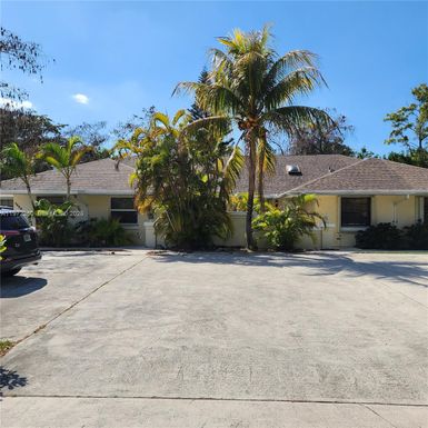 1227 Hyacinth Pl, Wellington FL 33414