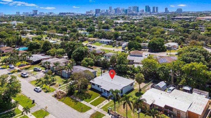 1042 NW 13th St, Fort Lauderdale FL 33311