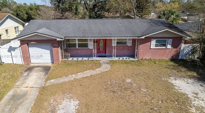 7837 RONDEAU DR E, Jacksonville FL 32217