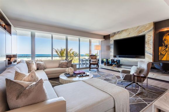 321 Ocean Dr # 200, Miami Beach FL 33139