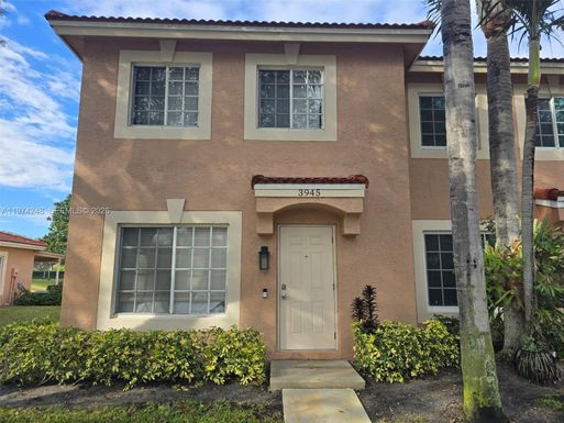 3945 Kamena Ct, Boynton Beach FL 33436