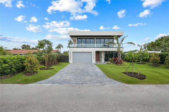 255 Capri Ave, Lauderdale By The Sea FL 33308