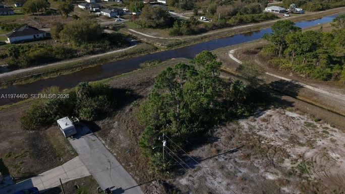 6001 N Laura, Lehigh Acres FL 33971