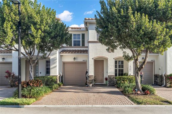 4673 Tara Cove Way, West Palm Beach FL 33417