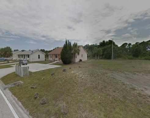 71 Boundery blvd, Other City - In The State Of Florida FL 33948
