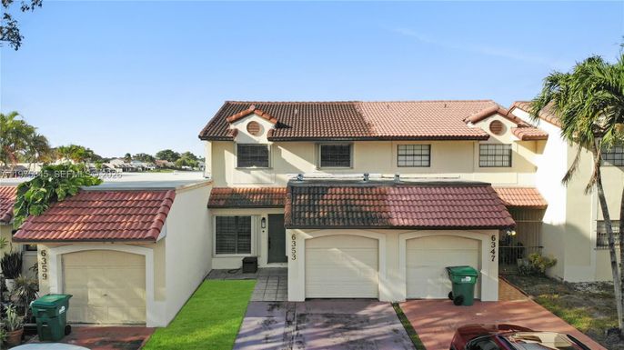 6353 NW 190th Ter, Hialeah FL 33015