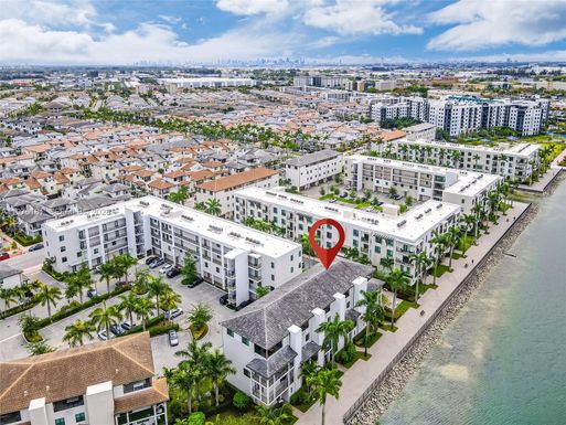 4703 NW 84th Ct, Doral FL 33166