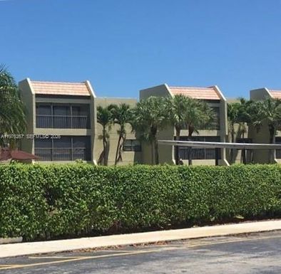 220 Lakeview Dr # 312, Weston FL 33326