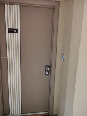 8635 NW 8th St # 116, Miami FL 33126