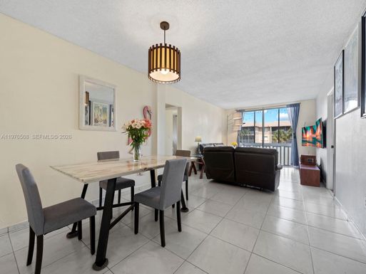 6701 NW 169th St # B304, Hialeah FL 33015