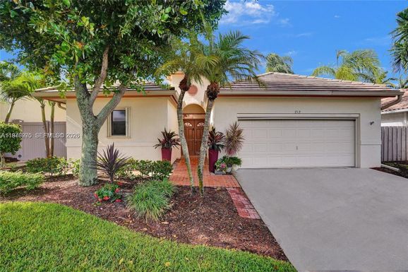 212 Citrus Trl, Boynton Beach FL 33436