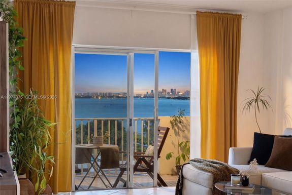 1455 N Treasure Dr # G, North Bay Village FL 33141