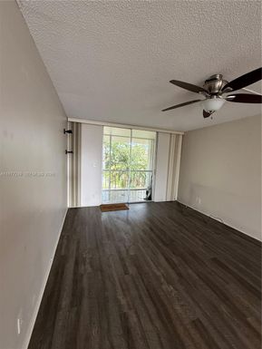777 SE 2nd Avenue # 307, Deerfield Beach FL 33441