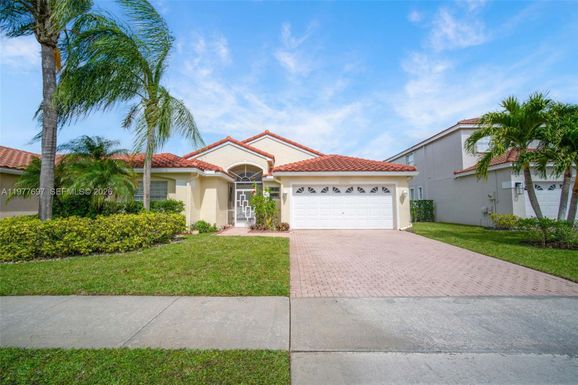 10624 Plainview Cir, Boca Raton FL 33498