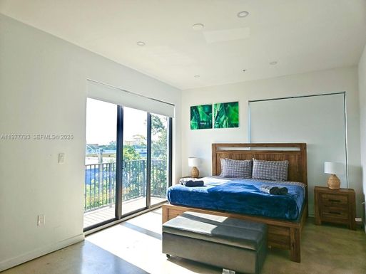 7105 NE 4 Ct, Miami FL 33138