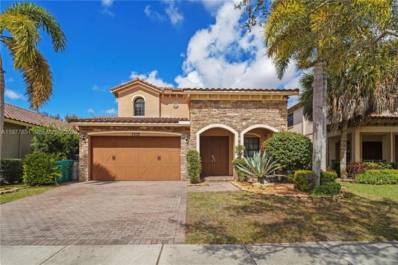 7573 NW 113th Ave, Parkland FL 33076