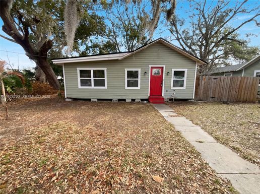 244 S Rhodes, Mount Dora FL 32757