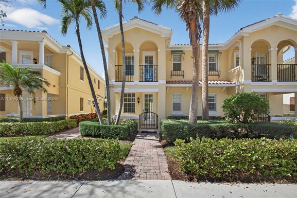 4022 Parkside Dr, Jupiter FL 33458