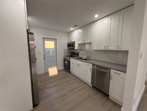 3610 SW 25th Ter # 3612, Miami FL 33133