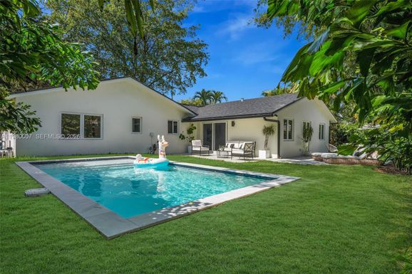 117 NE 20th St, Wilton Manors FL 33305