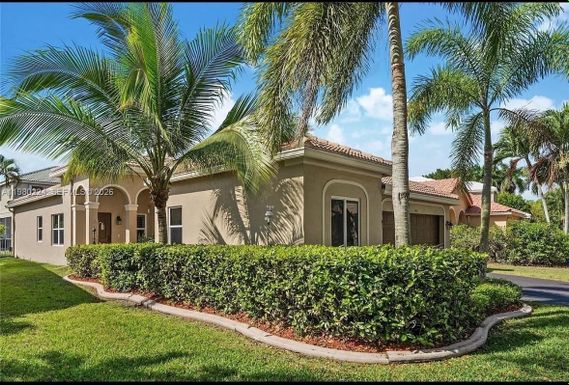 4321 Willow Ridge Dr, Weston FL 33331