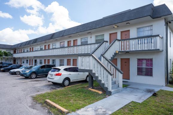 18101 NW 7th Ave, Miami Gardens FL 33169