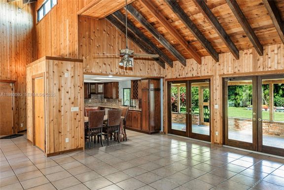 8535 SE May Ter, Hobe Sound FL 33455