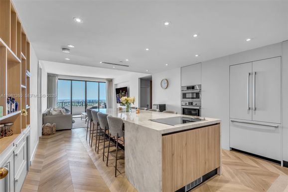 151 Crandon Blvd # 1035, Key Biscayne FL 33149