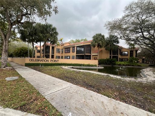 15525 N Miami Lakeway N # 204, Miami Lakes FL 33014