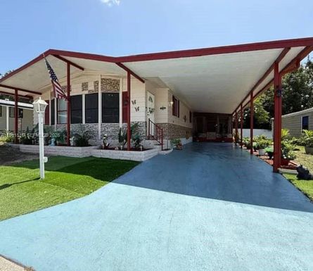 215 LAURELCREST CIR VALRICO, Brandon FL 33594