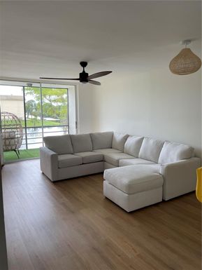 8465 Sunrise Lakes Blvd # 205, Sunrise FL 33322