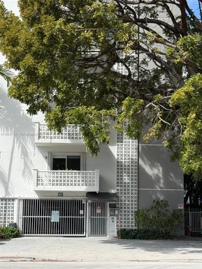 1620 West Ave # 403, Miami Beach FL 33139