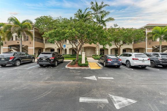 7551 Wiles Rd # 203, Coral Springs FL 33067