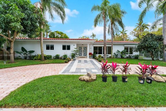 200 N Hibiscus Dr, Miami Beach FL 33139