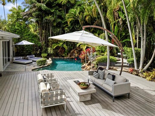 1133 NE 88th St, Miami FL 33138